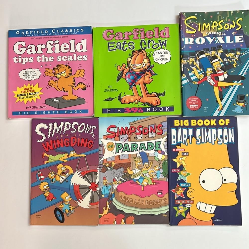 6 comic books 4 Simpsons and 2 Garfield paperback books